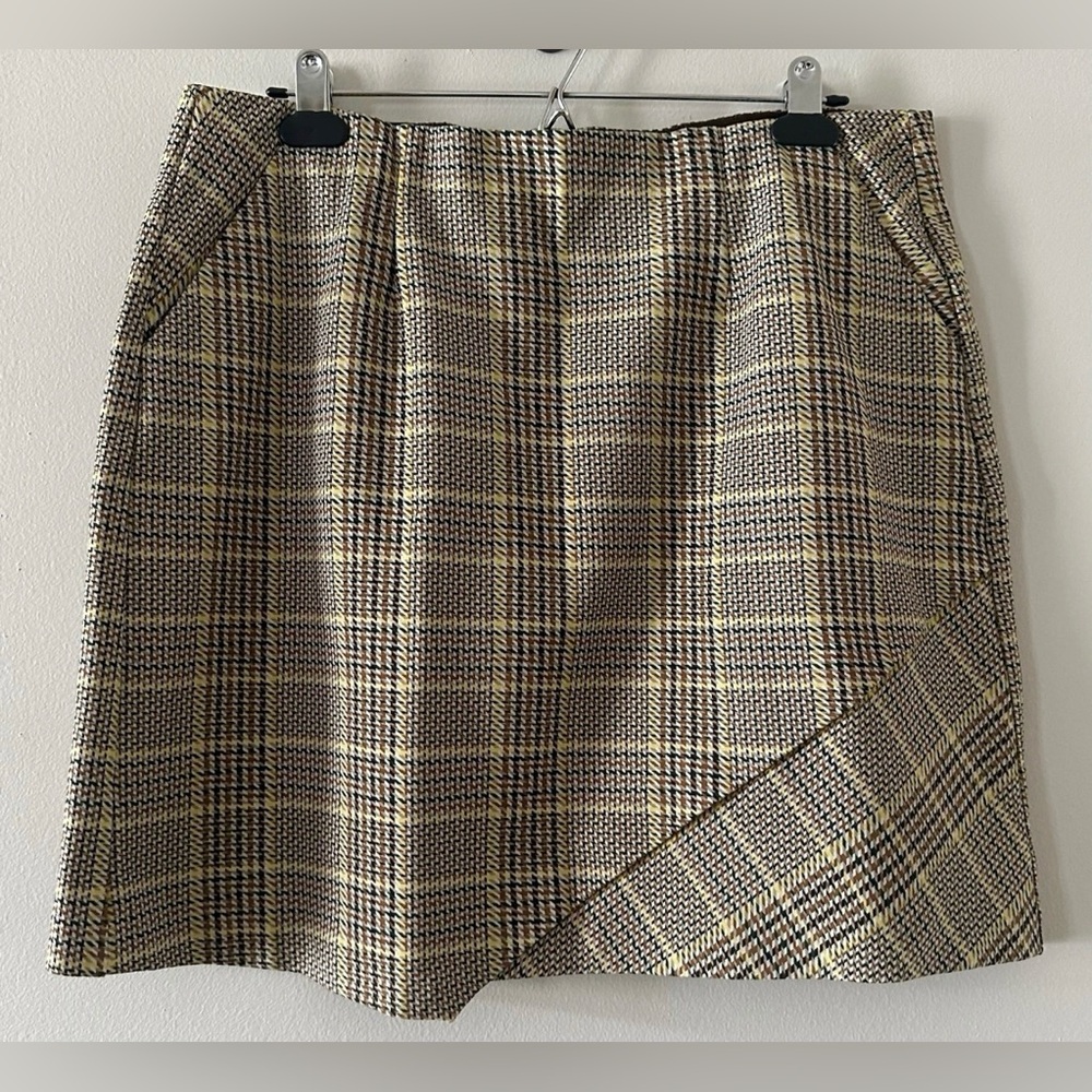Cabi Women’s Pastime Plaid Blazer and Skirt Set - Picture 14 of 16
